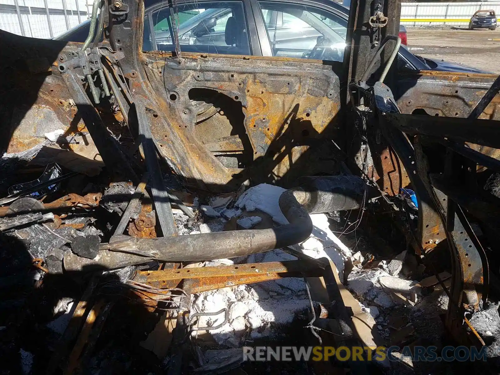 6 Photograph of a damaged car 5TDFZRBH2LS027418 TOYOTA HIGHLANDER 2020