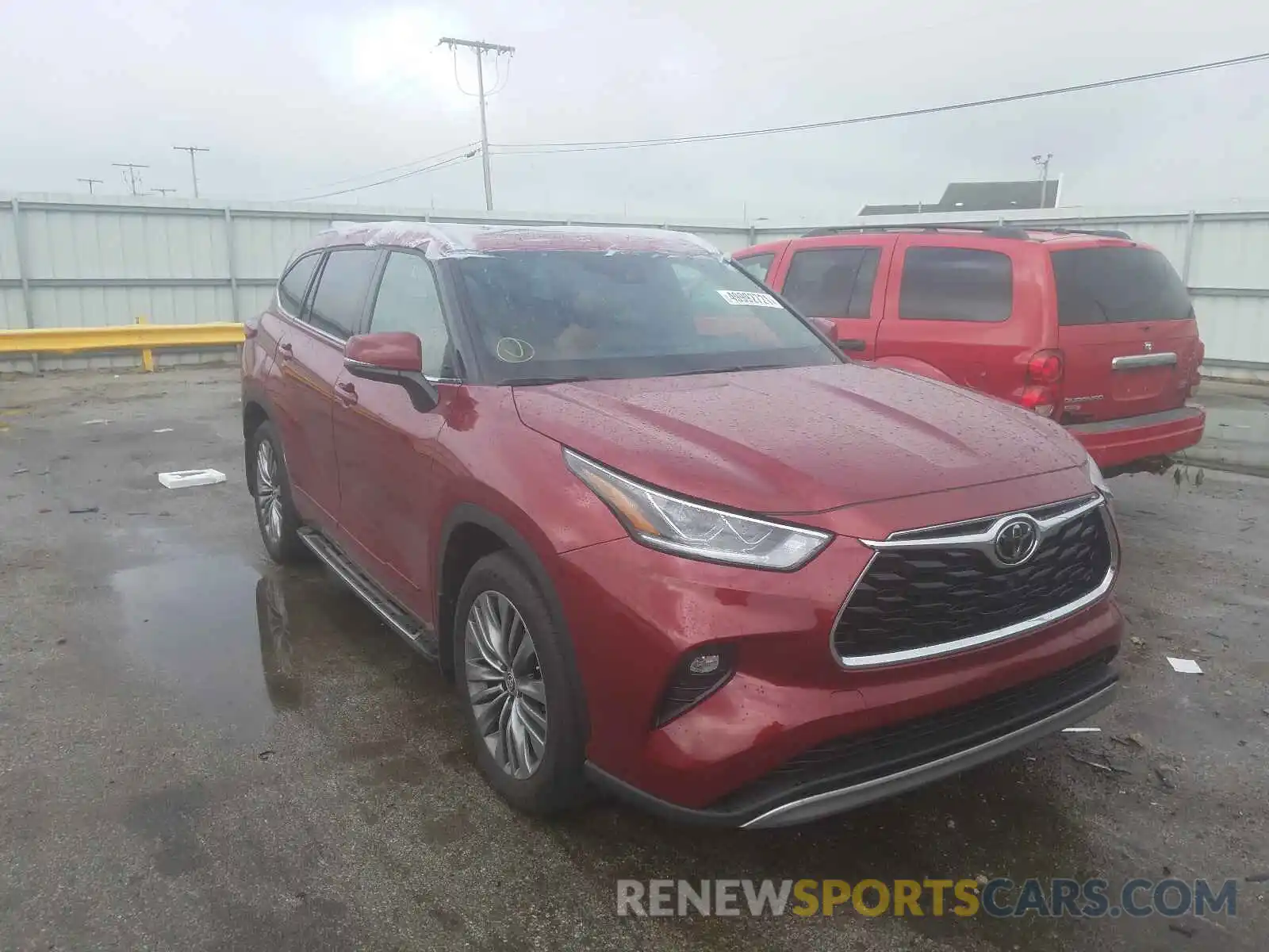 1 Photograph of a damaged car 5TDFZRBH3LS017867 TOYOTA HIGHLANDER 2020