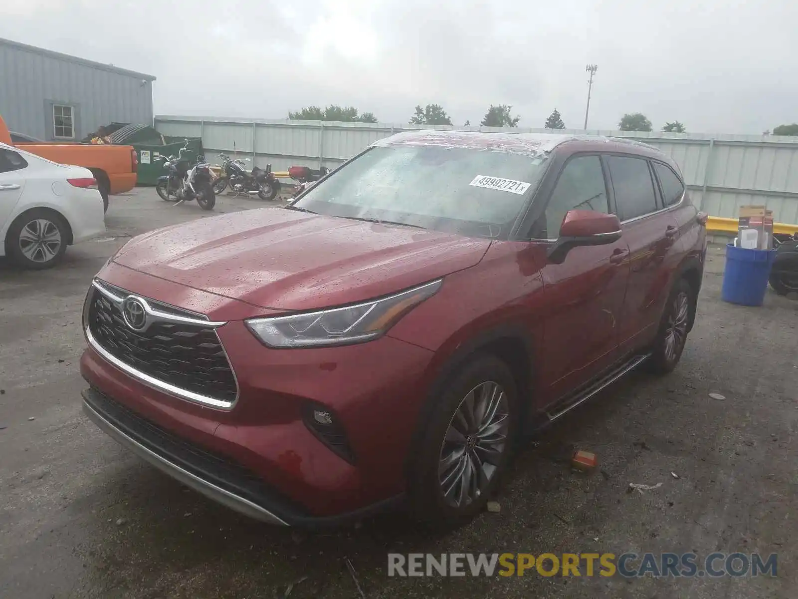 2 Photograph of a damaged car 5TDFZRBH3LS017867 TOYOTA HIGHLANDER 2020