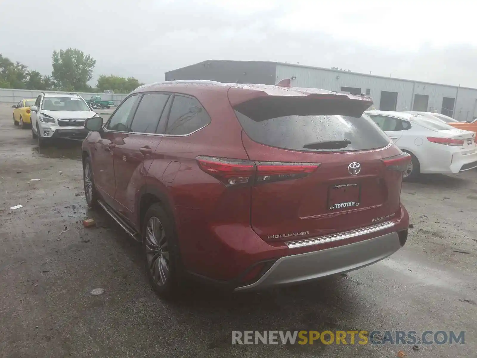 3 Photograph of a damaged car 5TDFZRBH3LS017867 TOYOTA HIGHLANDER 2020