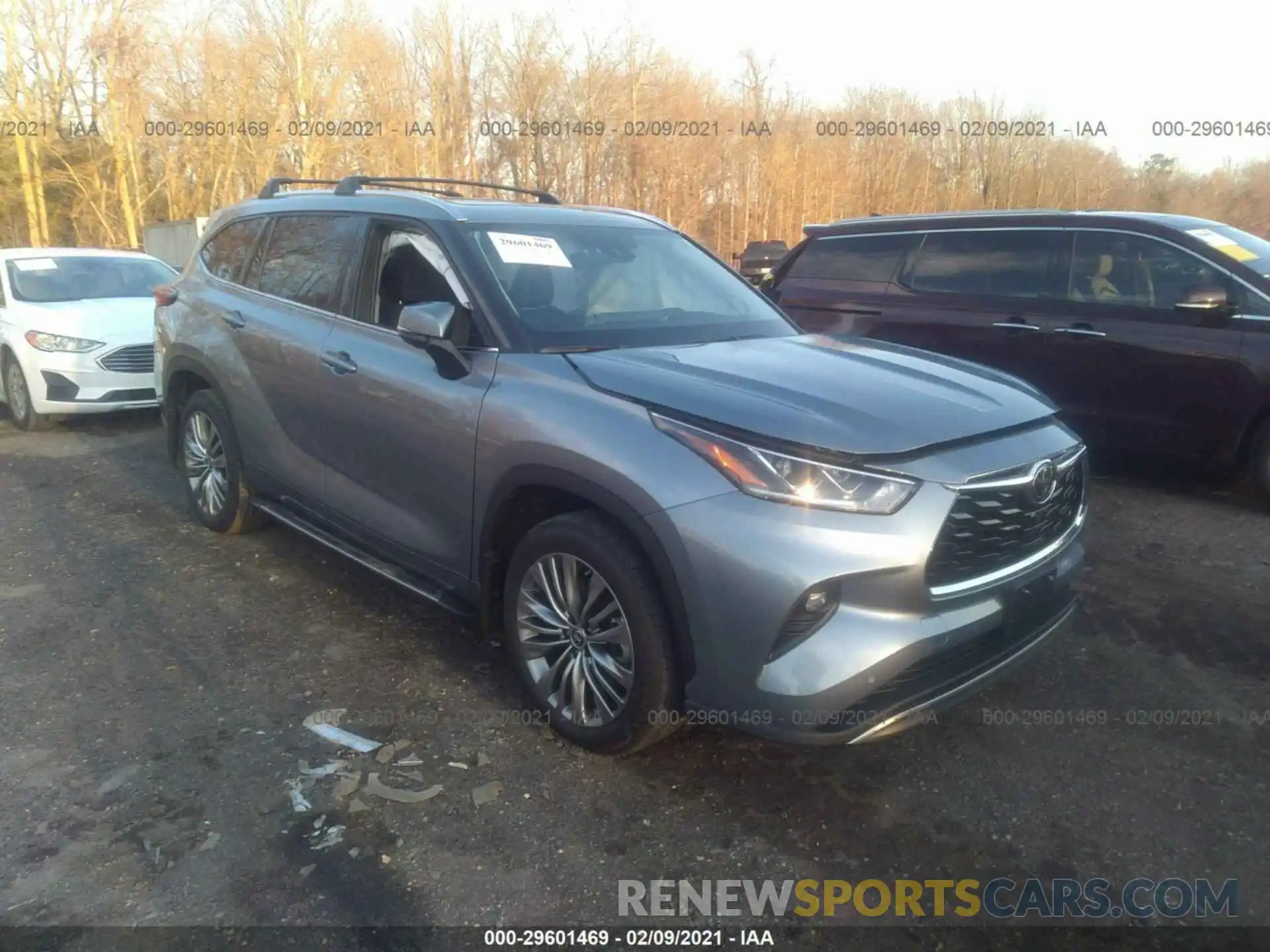 1 Photograph of a damaged car 5TDFZRBH3LS032322 TOYOTA HIGHLANDER 2020