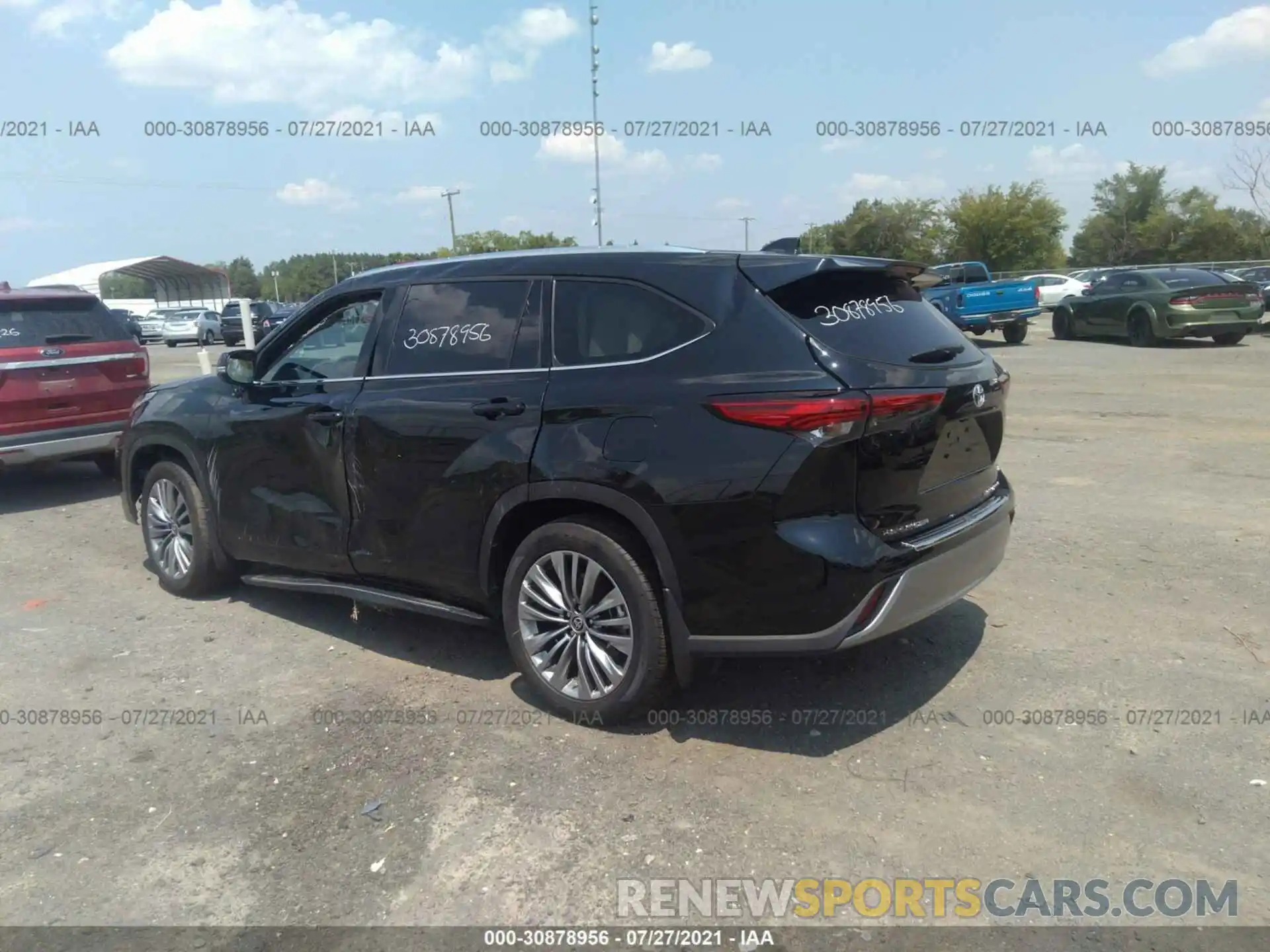 3 Photograph of a damaged car 5TDFZRBH3LS039643 TOYOTA HIGHLANDER 2020