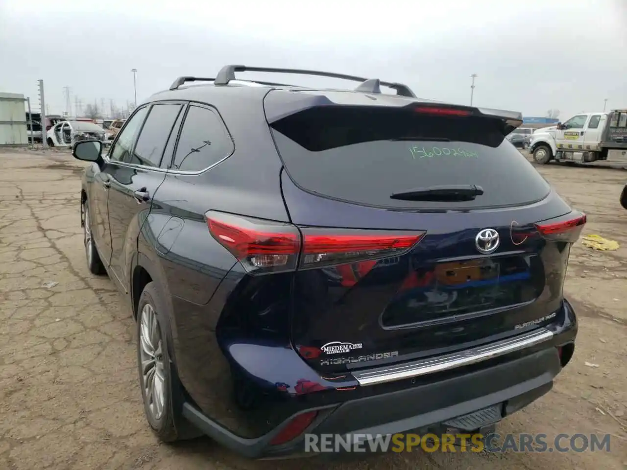 3 Photograph of a damaged car 5TDFZRBH3LS046205 TOYOTA HIGHLANDER 2020