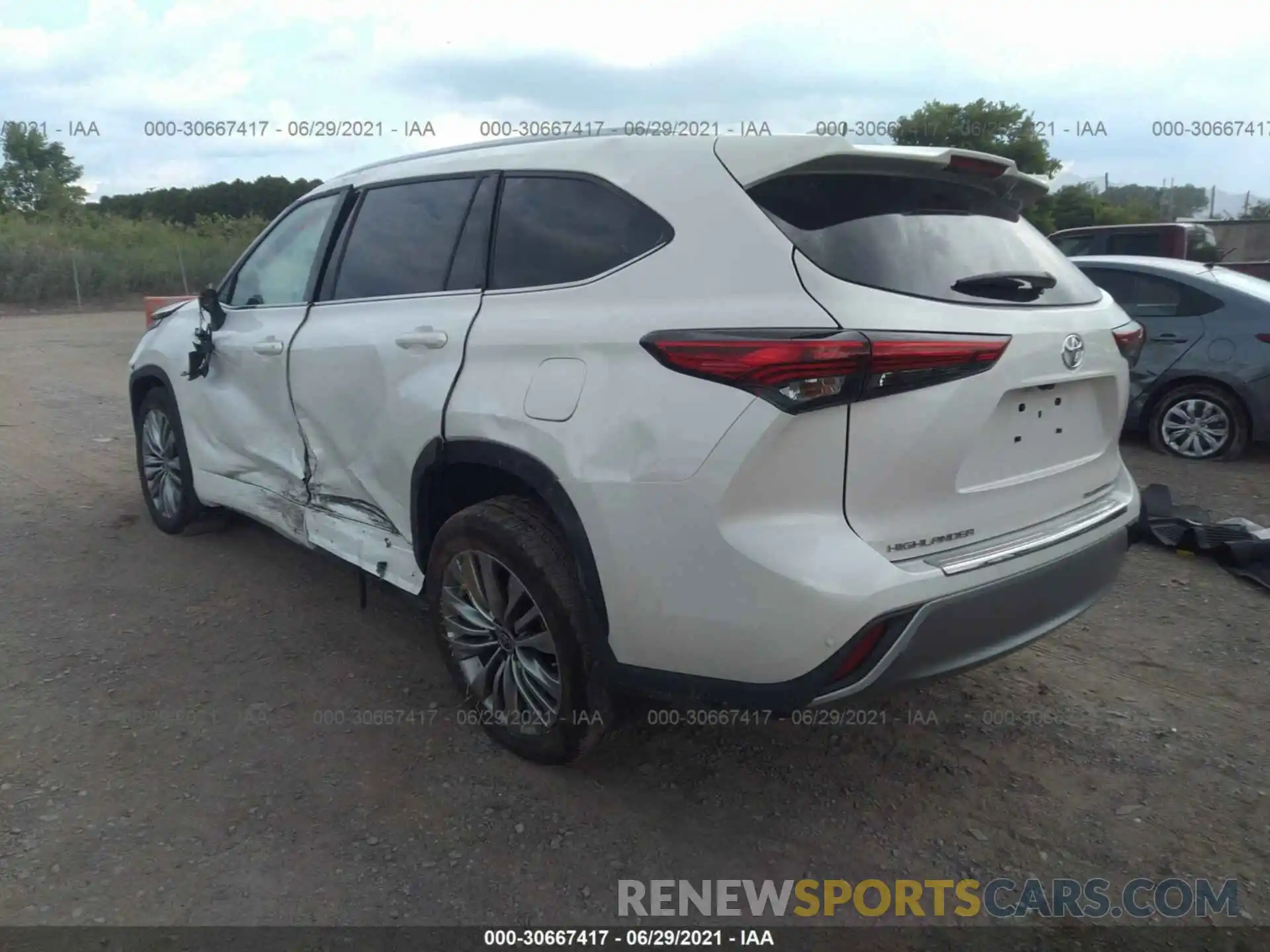 3 Photograph of a damaged car 5TDFZRBH3LS053199 TOYOTA HIGHLANDER 2020