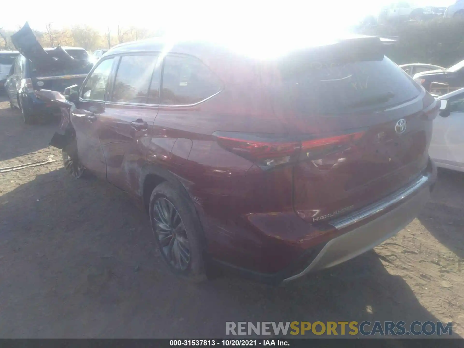 3 Photograph of a damaged car 5TDFZRBH4LS036864 TOYOTA HIGHLANDER 2020