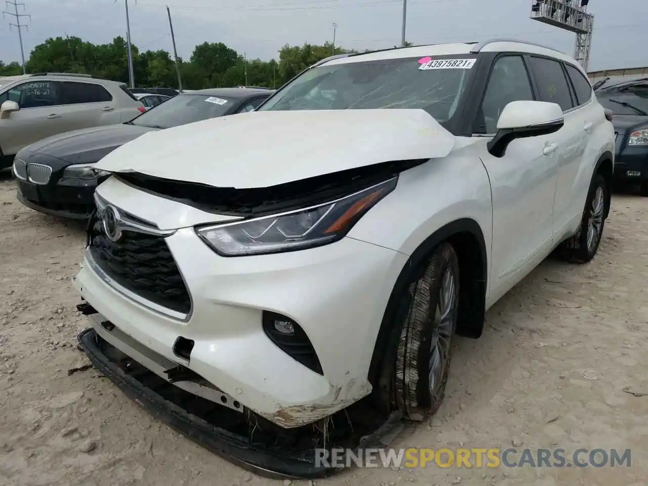 2 Photograph of a damaged car 5TDFZRBH5LS054001 TOYOTA HIGHLANDER 2020