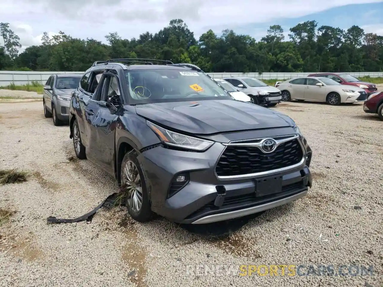 1 Photograph of a damaged car 5TDFZRBH6LS026627 TOYOTA HIGHLANDER 2020