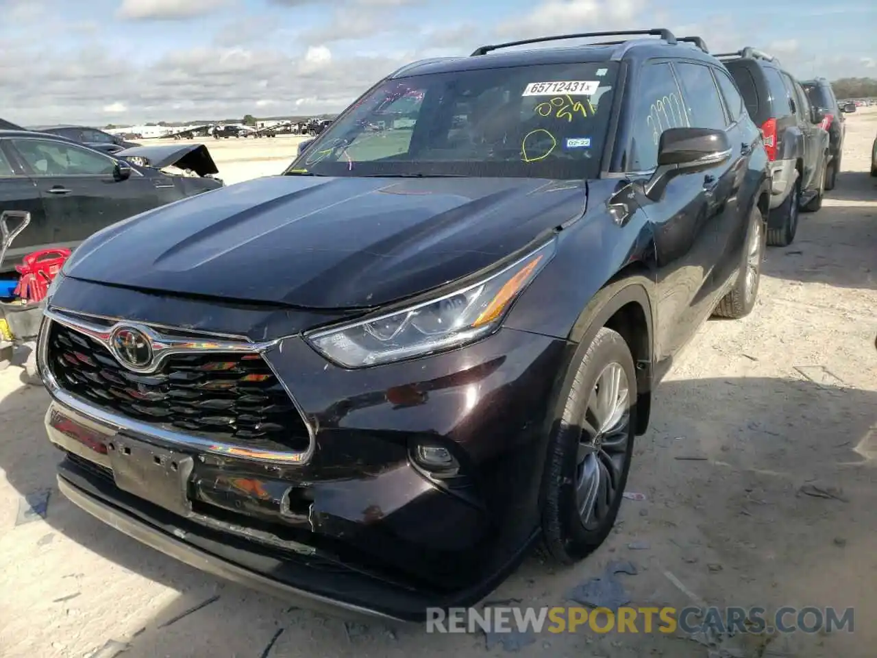 2 Photograph of a damaged car 5TDFZRBH7LS001591 TOYOTA HIGHLANDER 2020