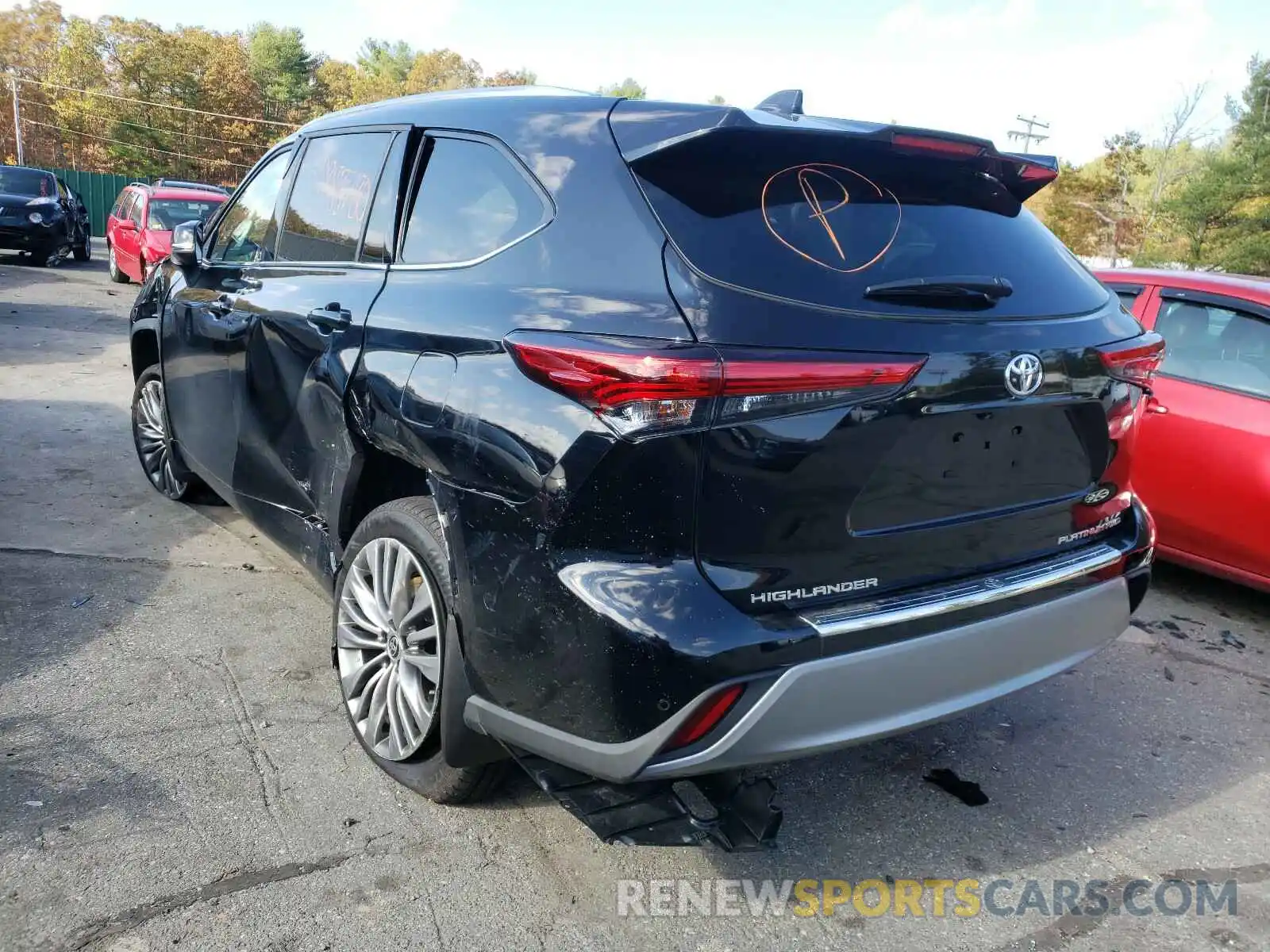 3 Photograph of a damaged car 5TDFZRBH8LS054784 TOYOTA HIGHLANDER 2020