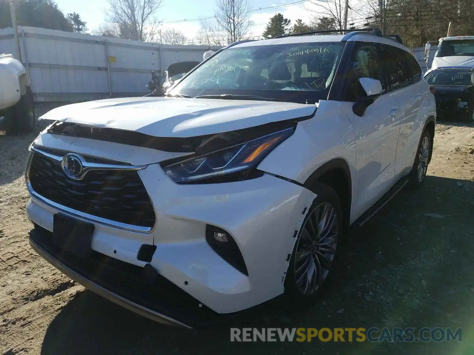 2 Photograph of a damaged car 5TDFZRBH9LS045303 TOYOTA HIGHLANDER 2020