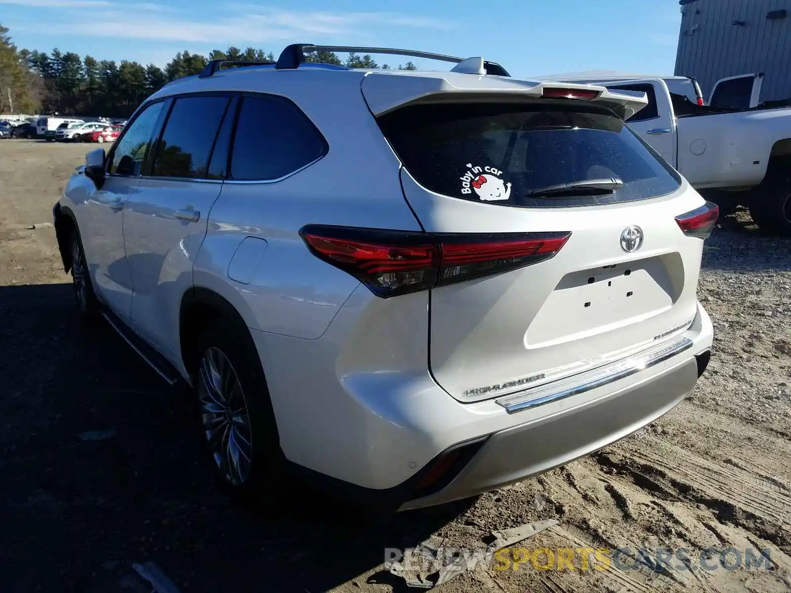 3 Photograph of a damaged car 5TDFZRBH9LS045303 TOYOTA HIGHLANDER 2020