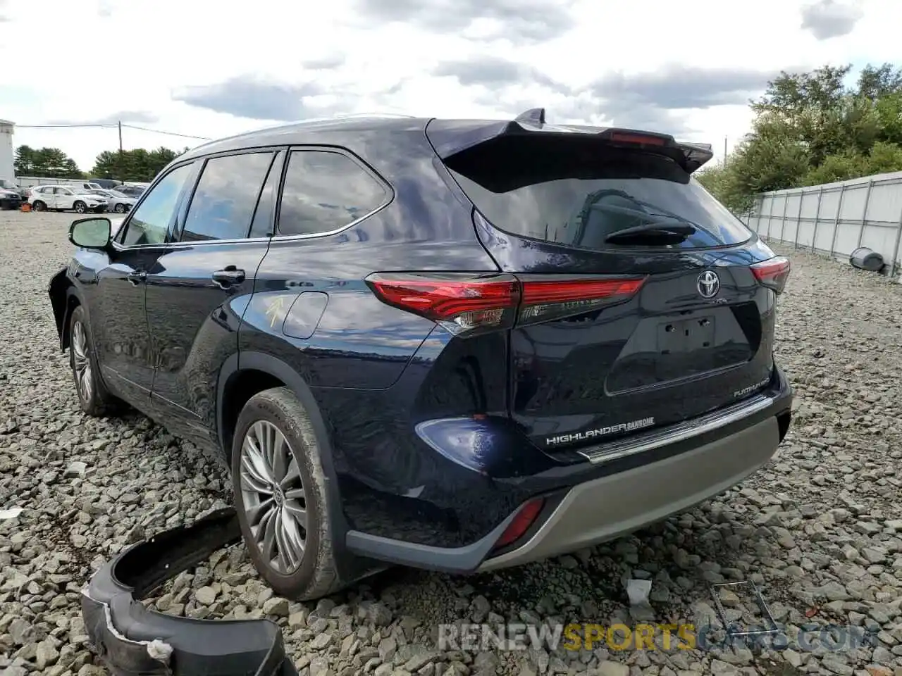 3 Photograph of a damaged car 5TDFZRBH9LS052283 TOYOTA HIGHLANDER 2020