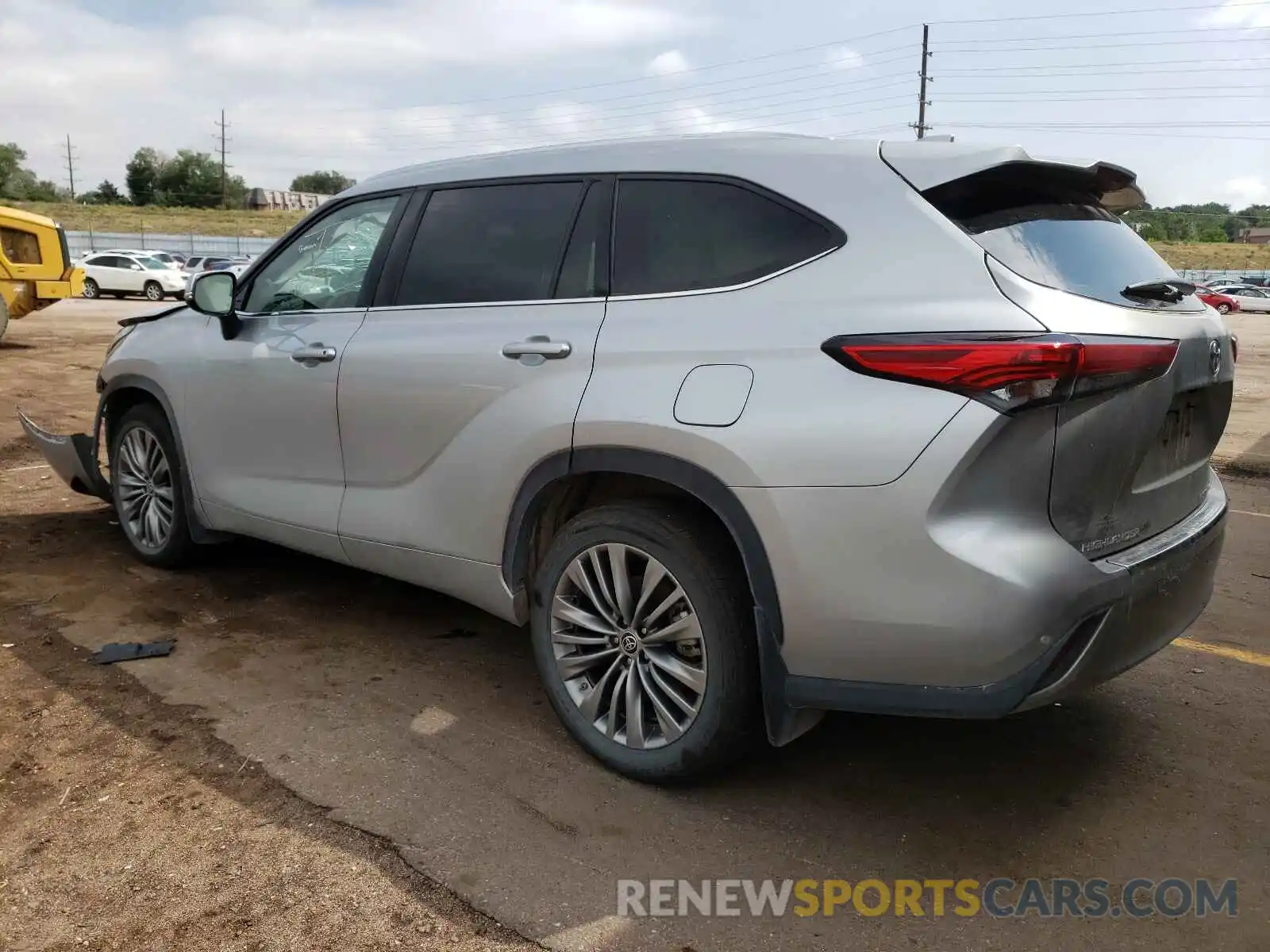 3 Photograph of a damaged car 5TDFZRBHXLS037789 TOYOTA HIGHLANDER 2020