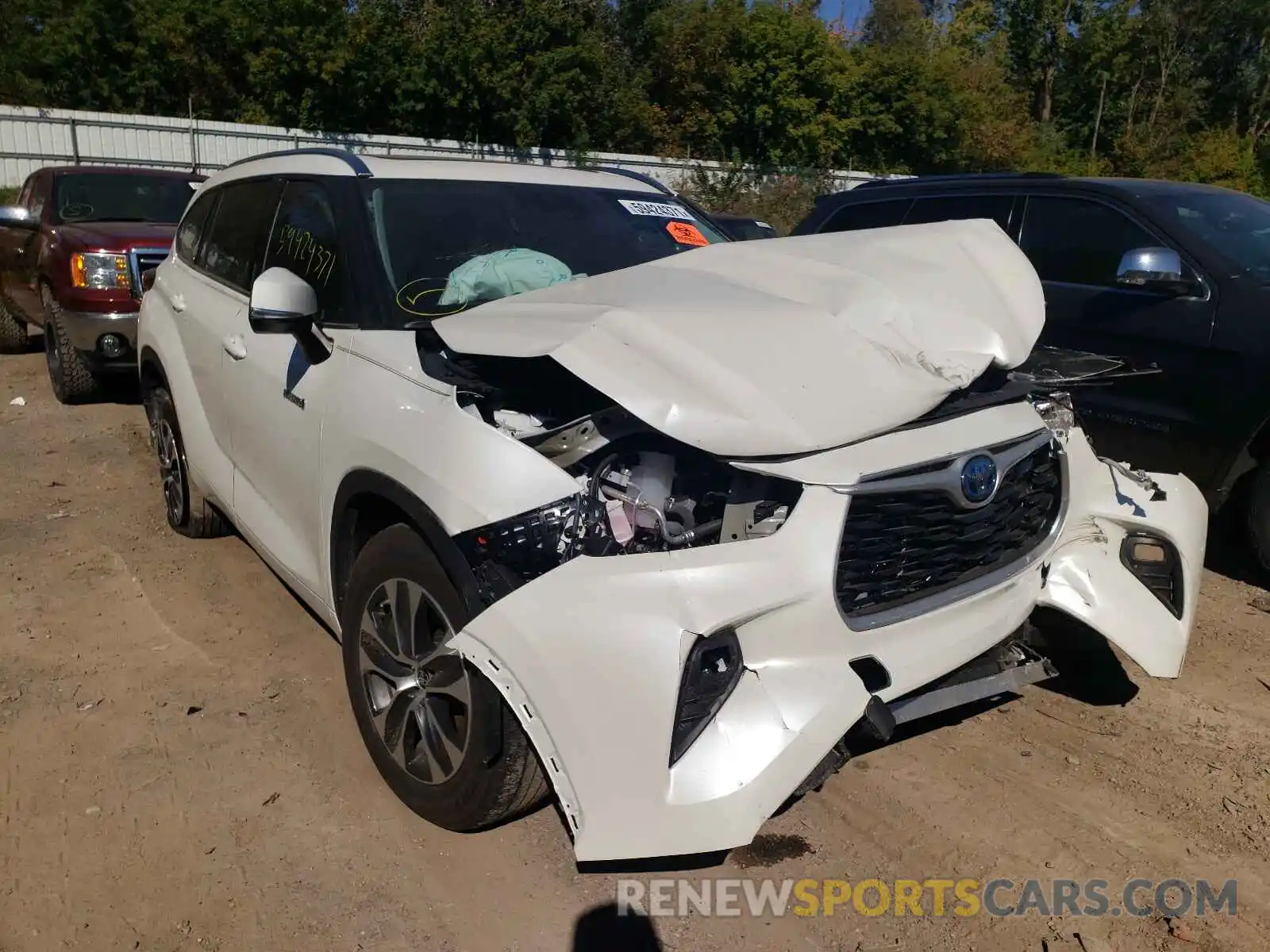 1 Photograph of a damaged car 5TDGARAH5LS502069 TOYOTA HIGHLANDER 2020