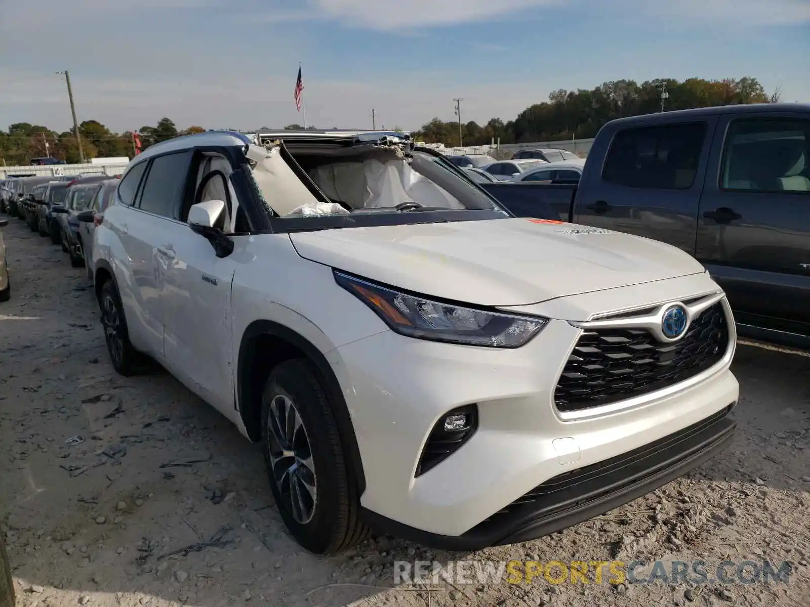 1 Photograph of a damaged car 5TDGARAH9LS500020 TOYOTA HIGHLANDER 2020