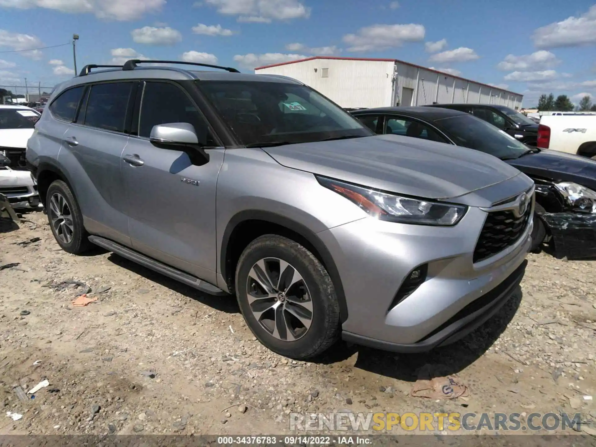 1 Photograph of a damaged car 5TDGARAH9LS500065 TOYOTA HIGHLANDER 2020