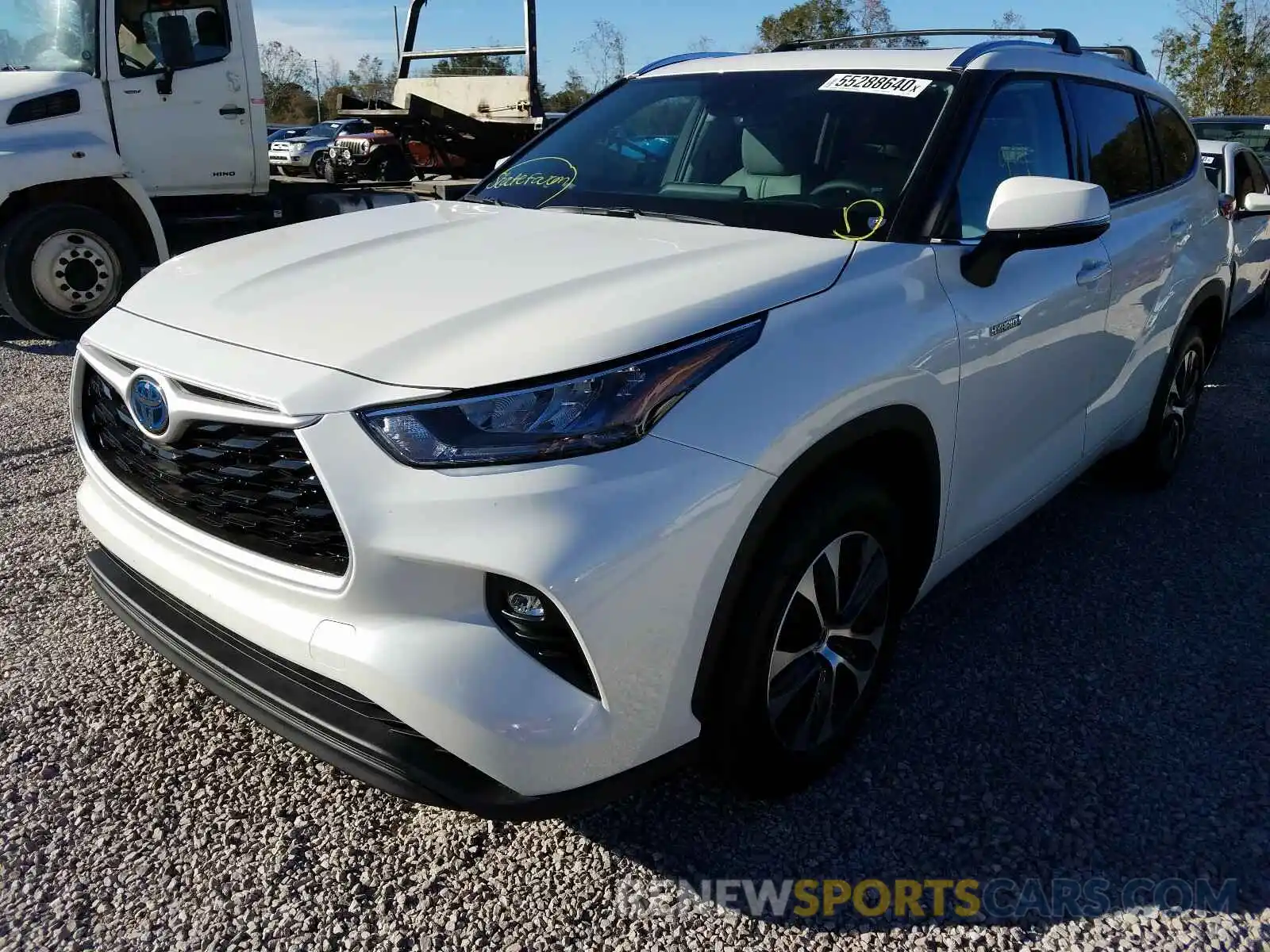 2 Photograph of a damaged car 5TDGARAH9LS501443 TOYOTA HIGHLANDER 2020