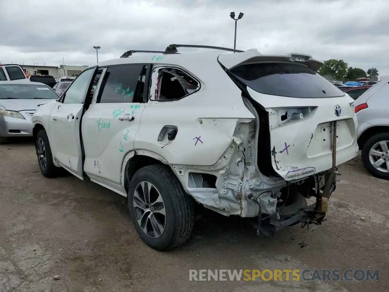 3 Photograph of a damaged car 5TDGBRCH0LS509344 TOYOTA HIGHLANDER 2020