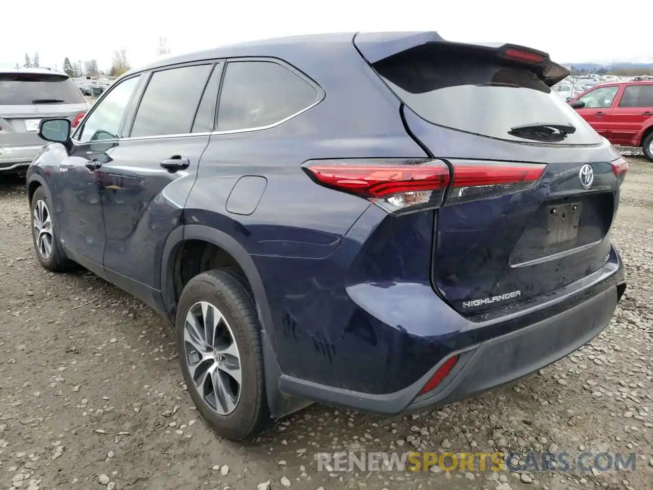 3 Photograph of a damaged car 5TDGBRCH1LS505268 TOYOTA HIGHLANDER 2020