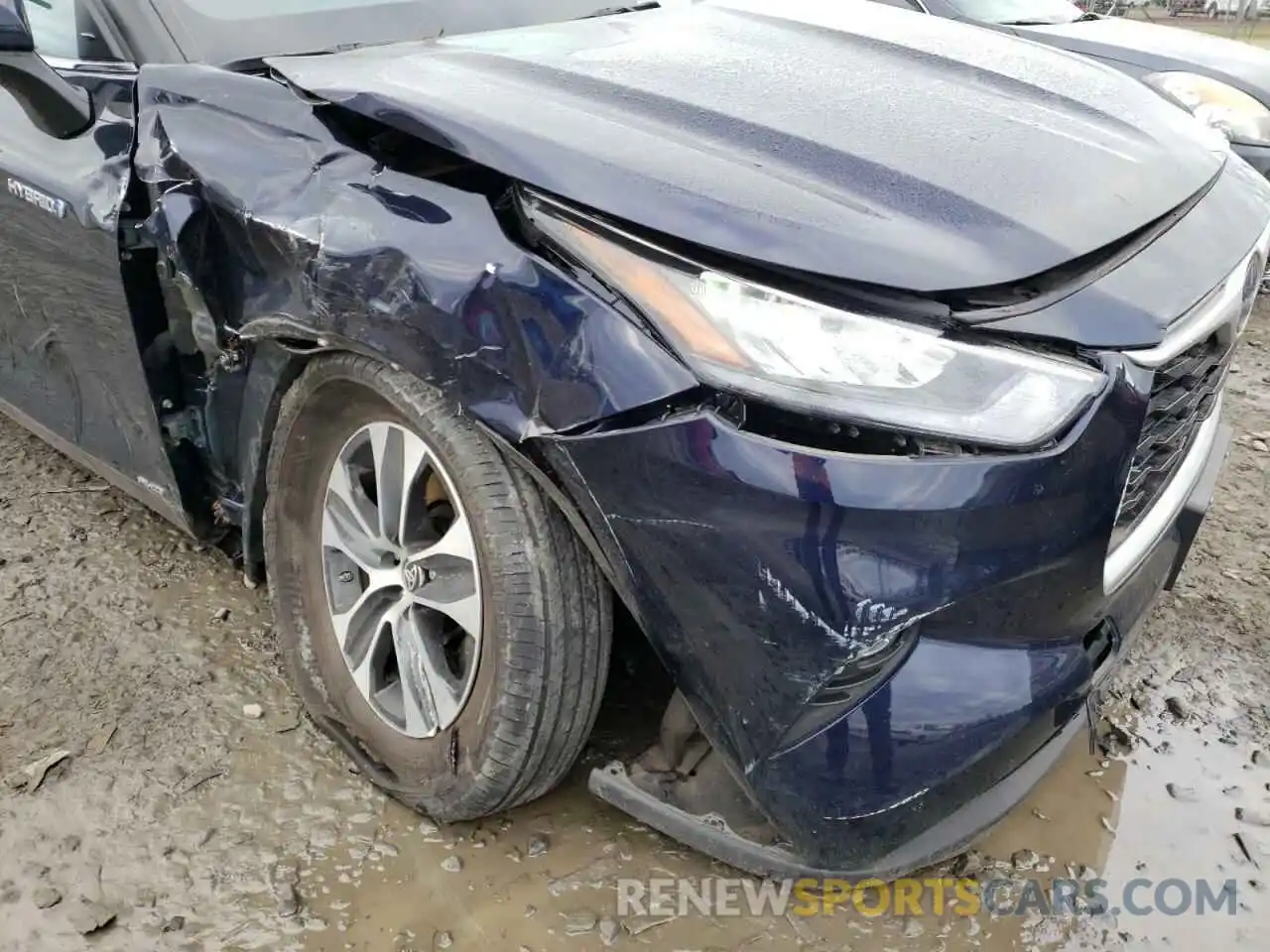 9 Photograph of a damaged car 5TDGBRCH1LS505268 TOYOTA HIGHLANDER 2020