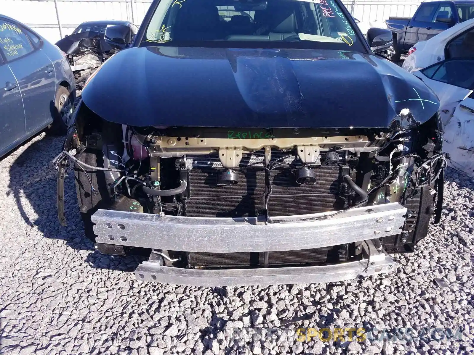 9 Photograph of a damaged car 5TDGBRCH2LS011646 TOYOTA HIGHLANDER 2020