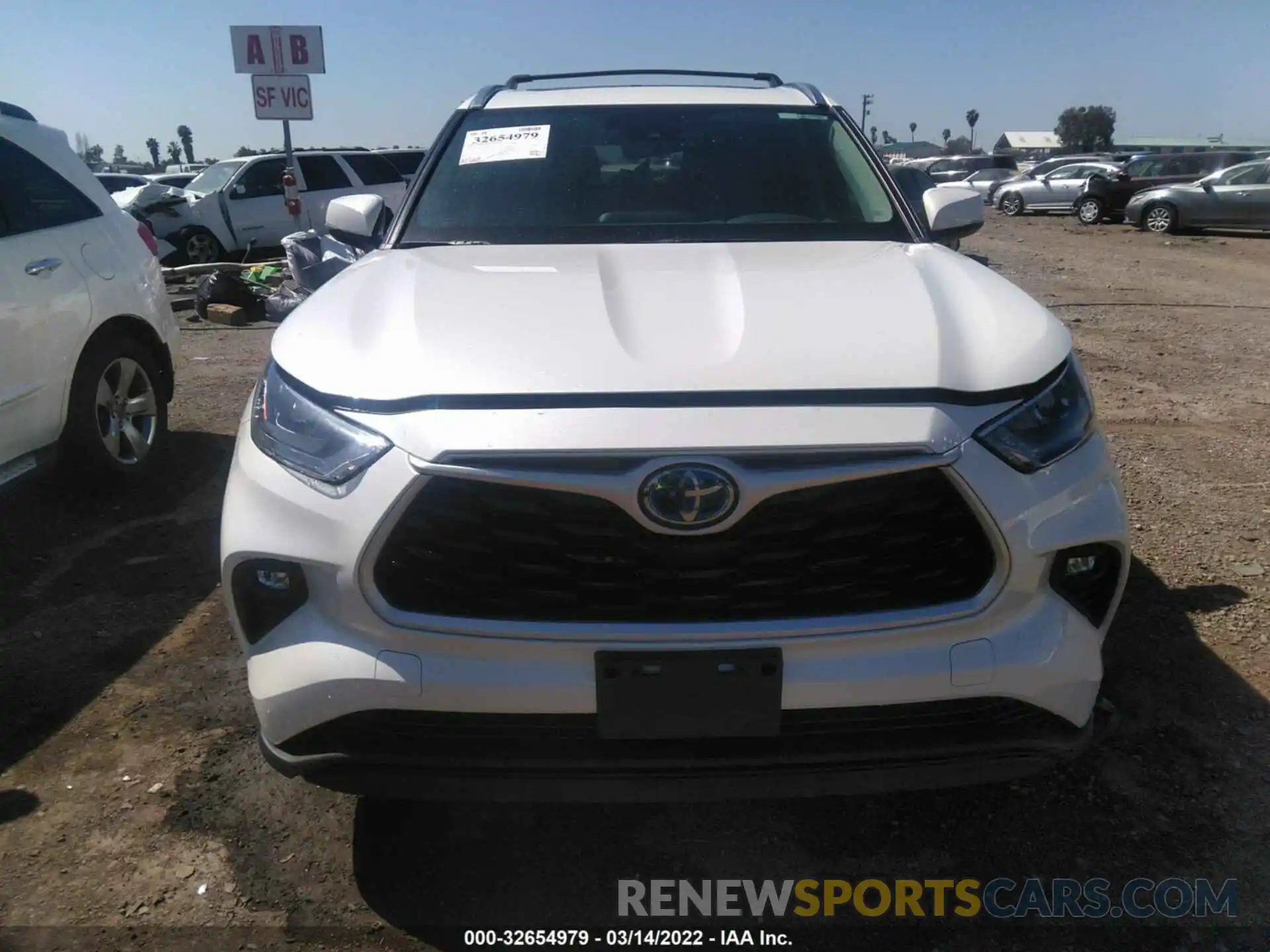 6 Photograph of a damaged car 5TDGBRCH2LS507983 TOYOTA HIGHLANDER 2020