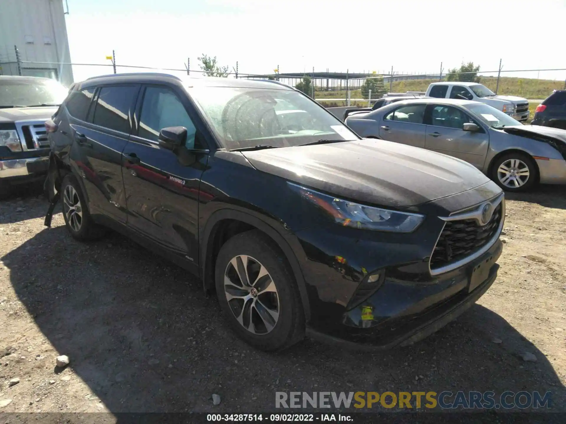 1 Photograph of a damaged car 5TDGBRCH4LS511923 TOYOTA HIGHLANDER 2020