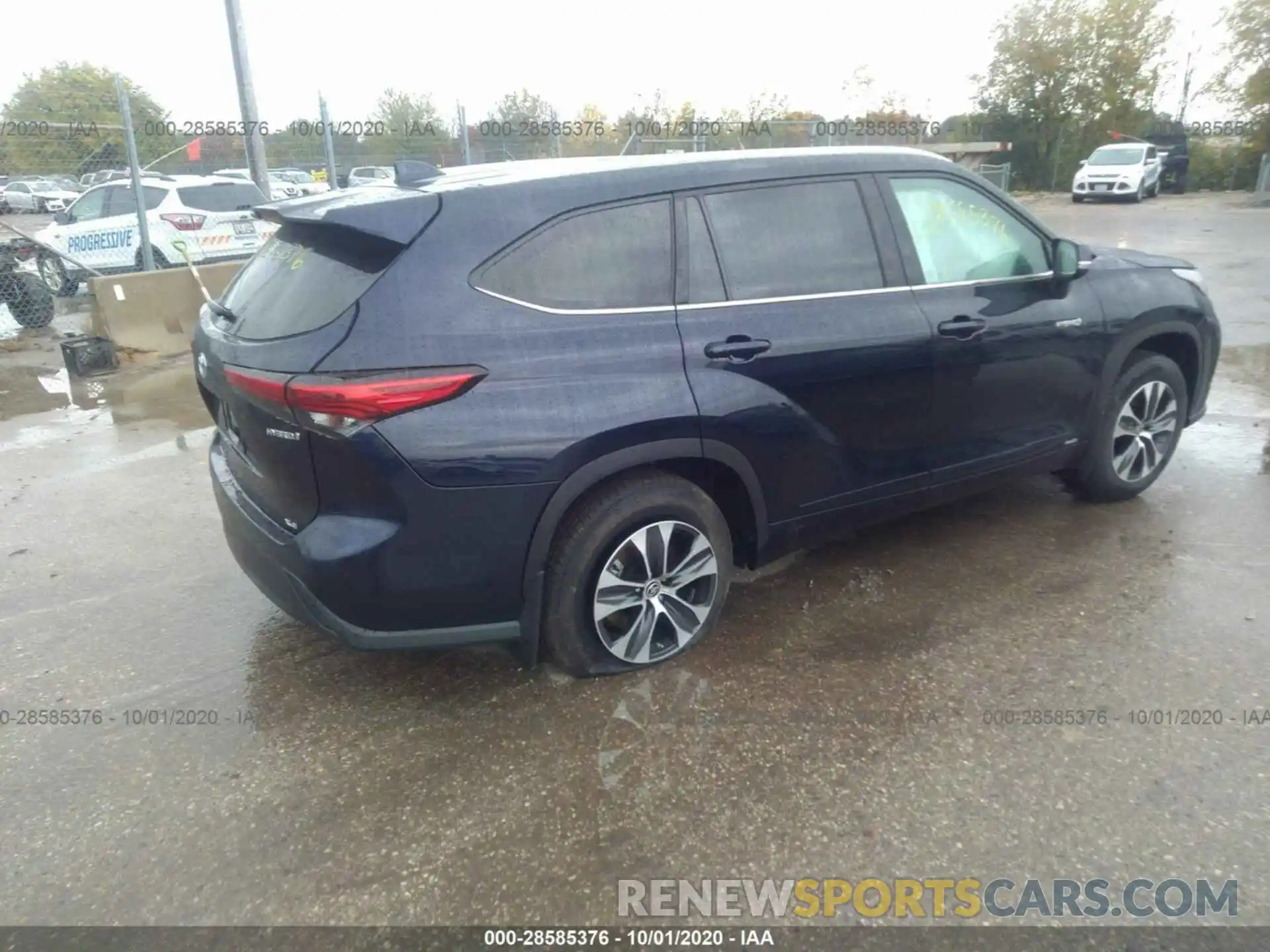 4 Photograph of a damaged car 5TDGBRCH5LS001855 TOYOTA HIGHLANDER 2020