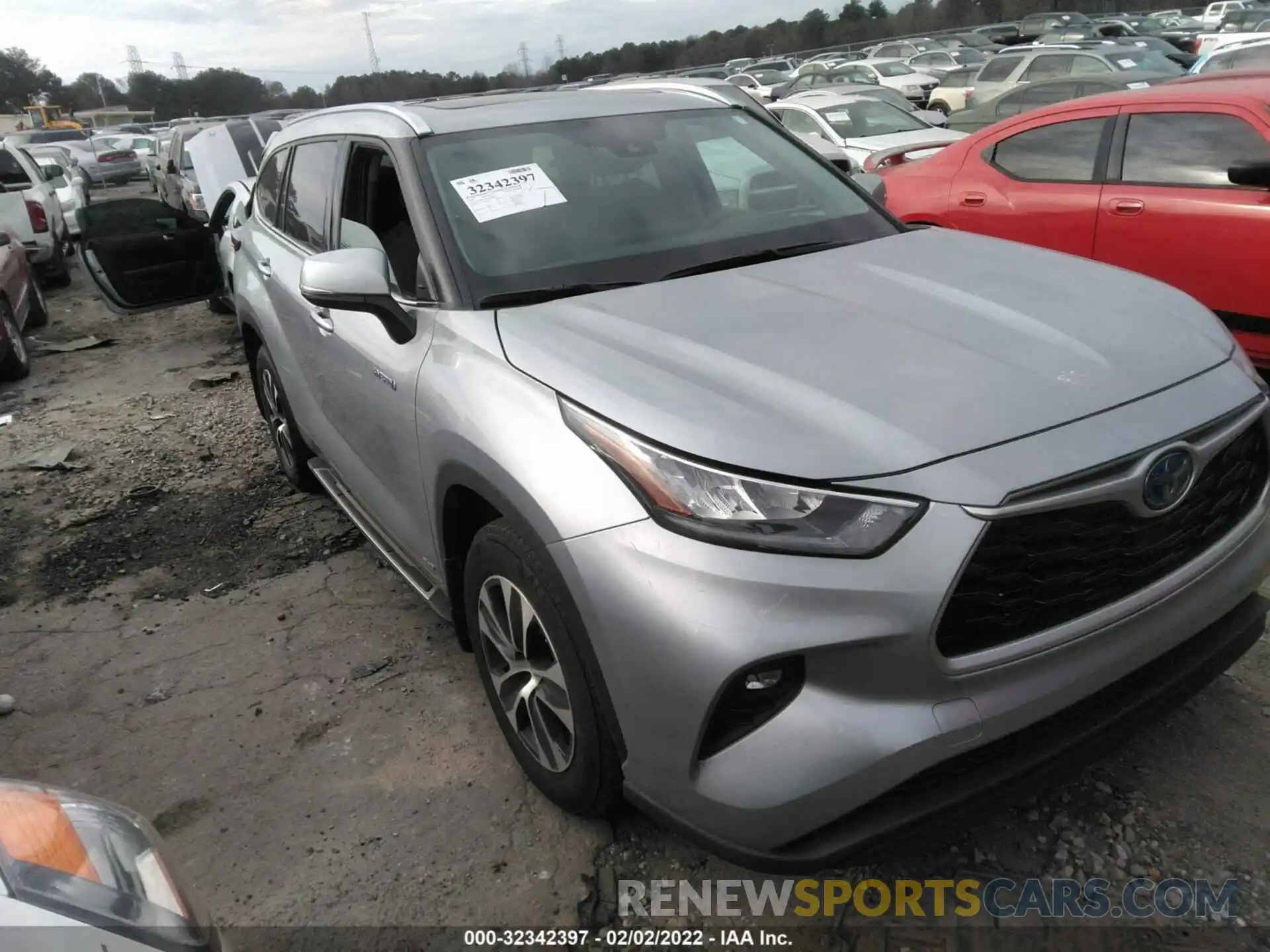 1 Photograph of a damaged car 5TDGBRCH6LS514046 TOYOTA HIGHLANDER 2020