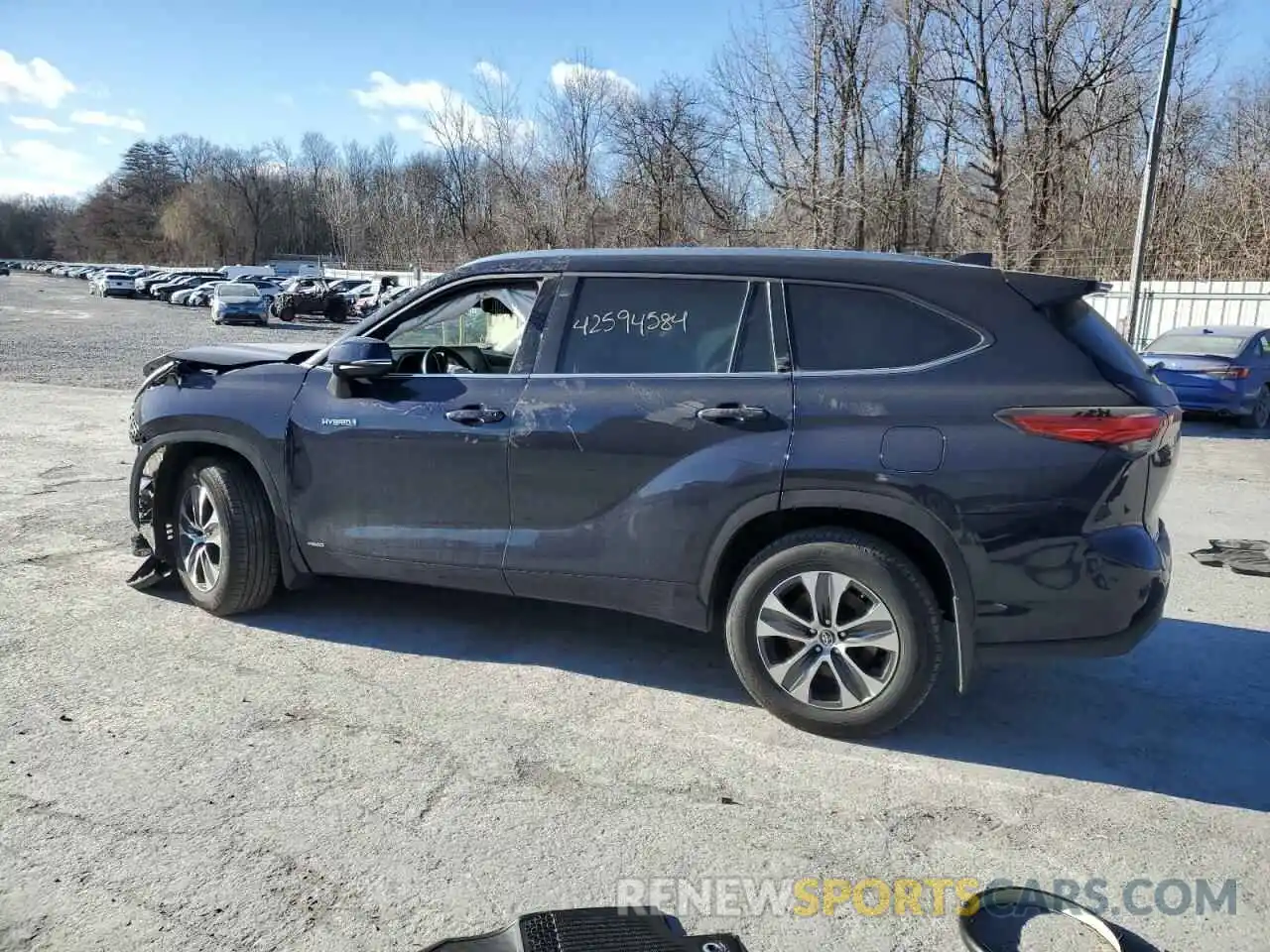 2 Photograph of a damaged car 5TDGBRCH7LS502407 TOYOTA HIGHLANDER 2020