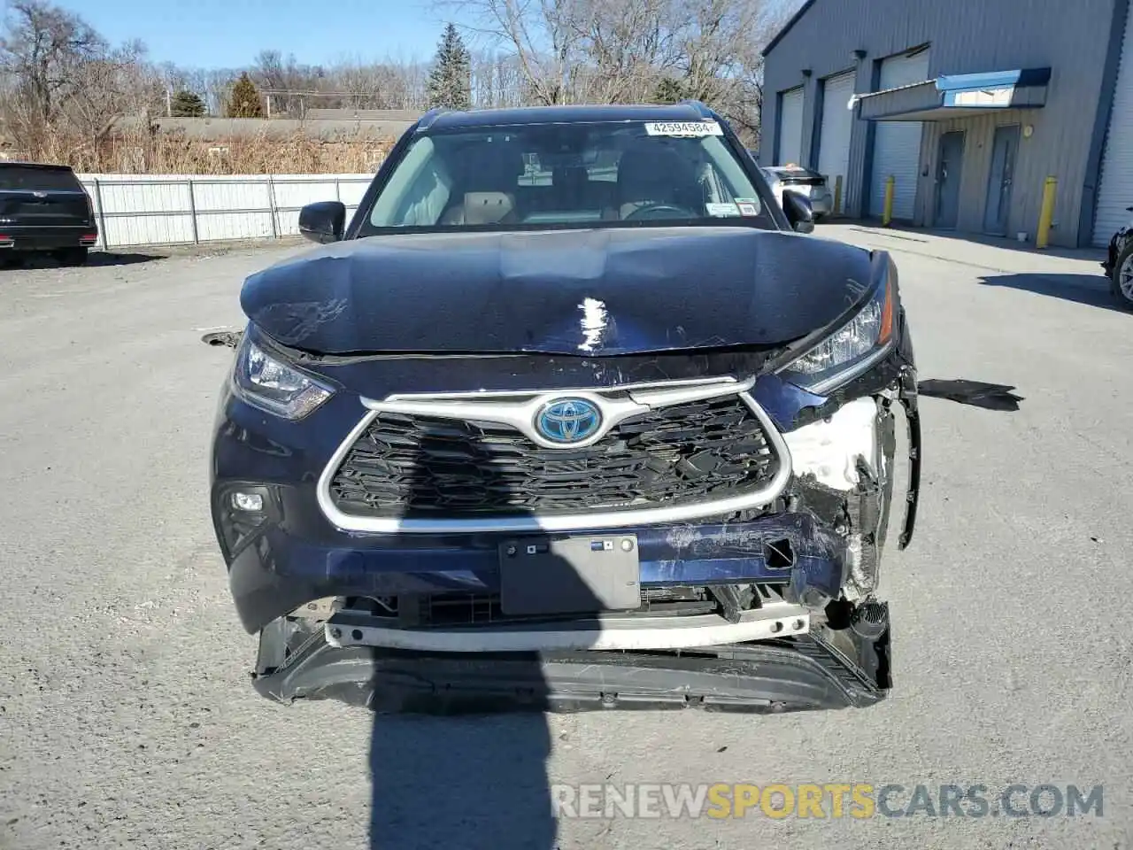 5 Photograph of a damaged car 5TDGBRCH7LS502407 TOYOTA HIGHLANDER 2020