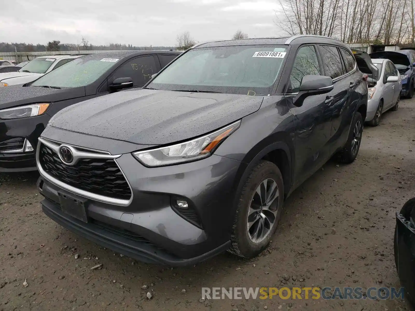 2 Photograph of a damaged car 5TDGZRAH0LS005858 TOYOTA HIGHLANDER 2020