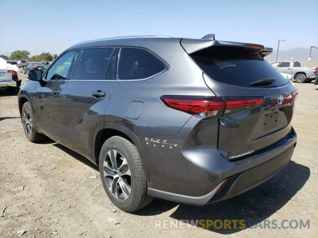 3 Photograph of a damaged car 5TDGZRAH0LS006301 TOYOTA HIGHLANDER 2020