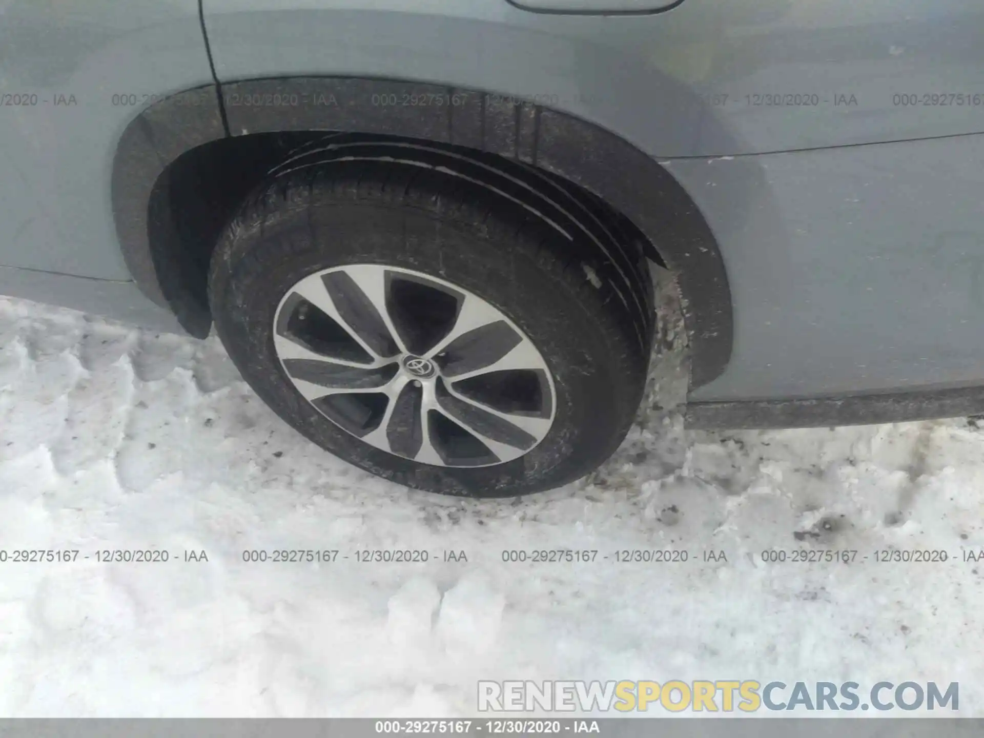 13 Photograph of a damaged car 5TDGZRAH0LS007416 TOYOTA HIGHLANDER 2020