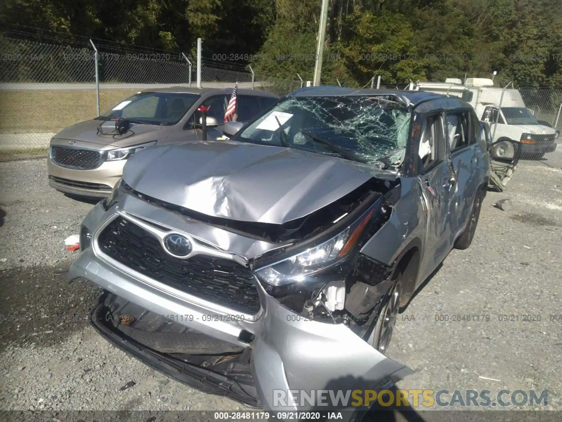 6 Photograph of a damaged car 5TDGZRAH0LS500237 TOYOTA HIGHLANDER 2020