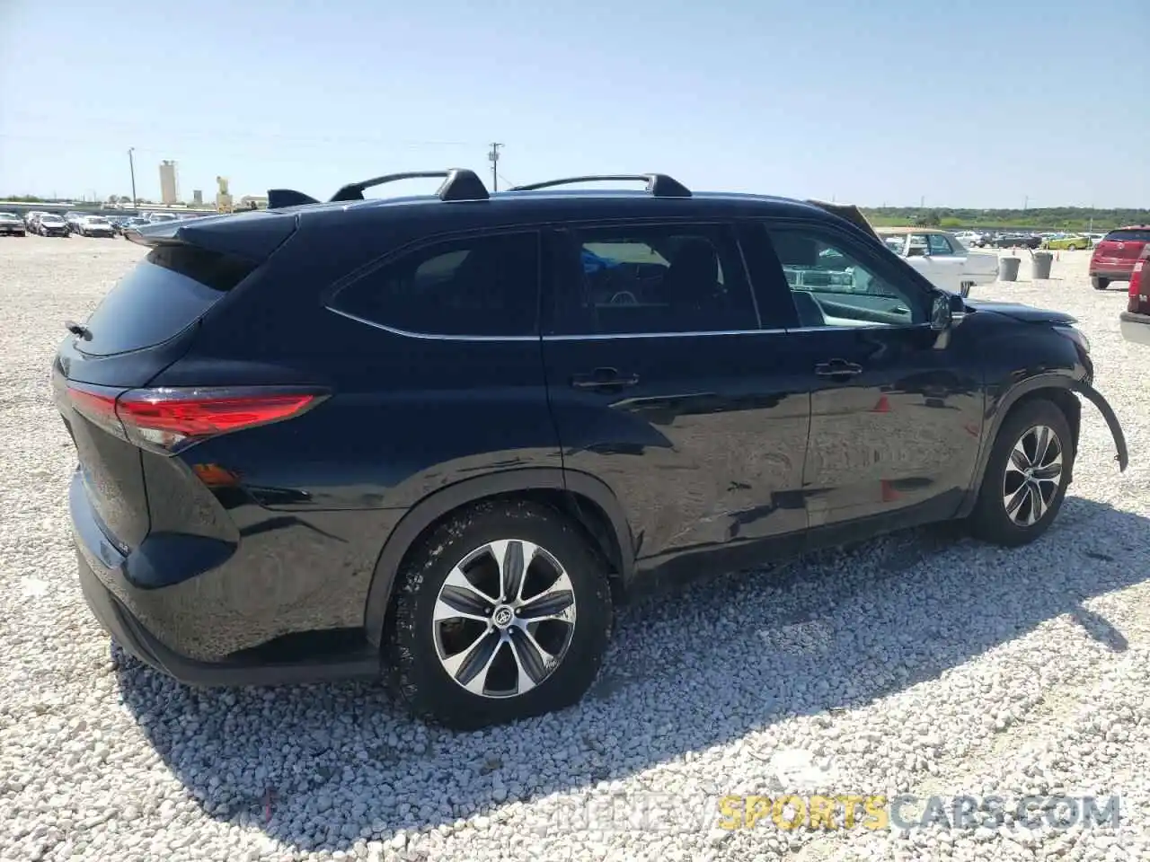 3 Photograph of a damaged car 5TDGZRAH0LS501808 TOYOTA HIGHLANDER 2020