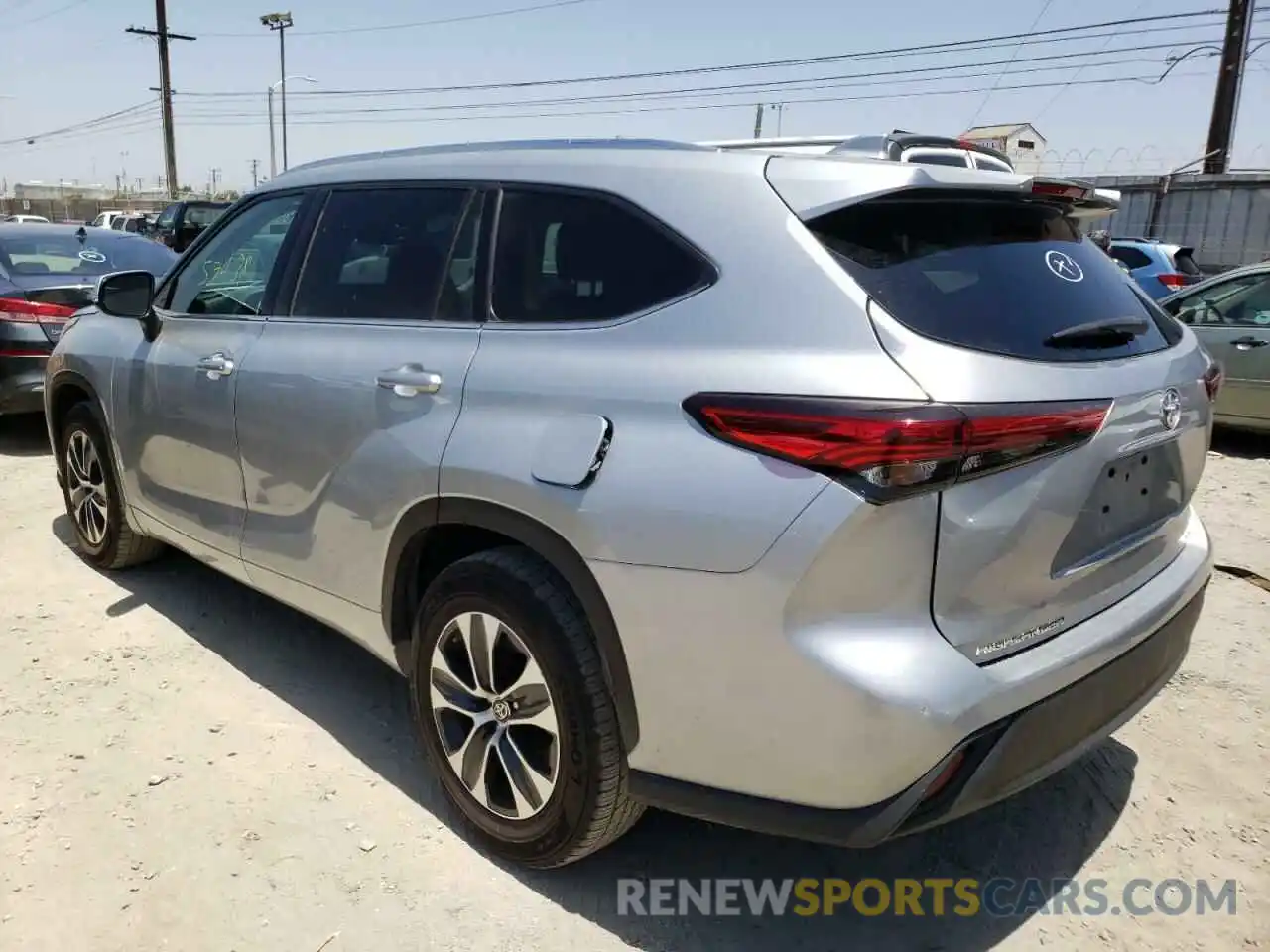 3 Photograph of a damaged car 5TDGZRAH0LS502781 TOYOTA HIGHLANDER 2020