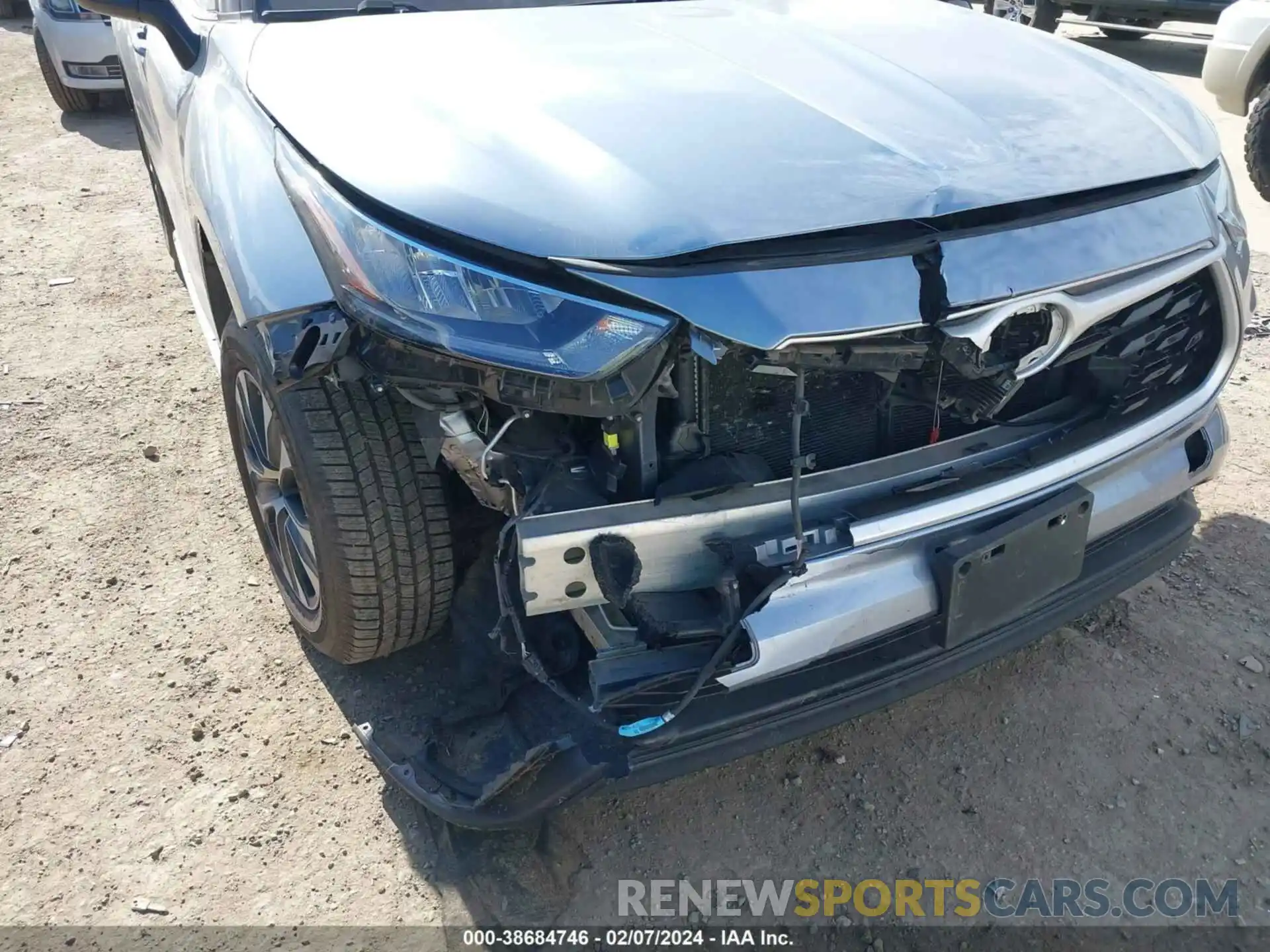 6 Photograph of a damaged car 5TDGZRAH1LS020319 TOYOTA HIGHLANDER 2020