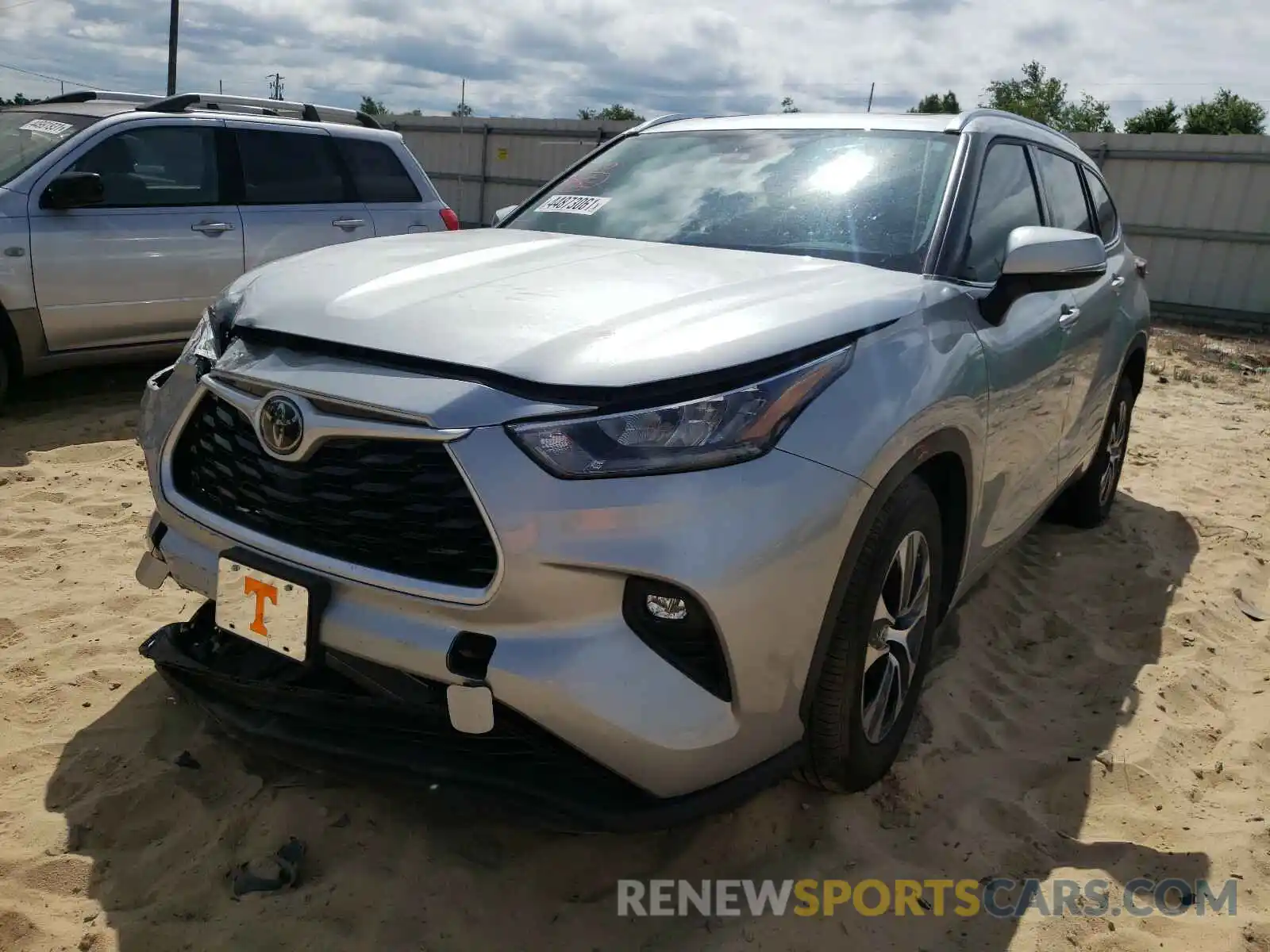 2 Photograph of a damaged car 5TDGZRAH1LS022121 TOYOTA HIGHLANDER 2020