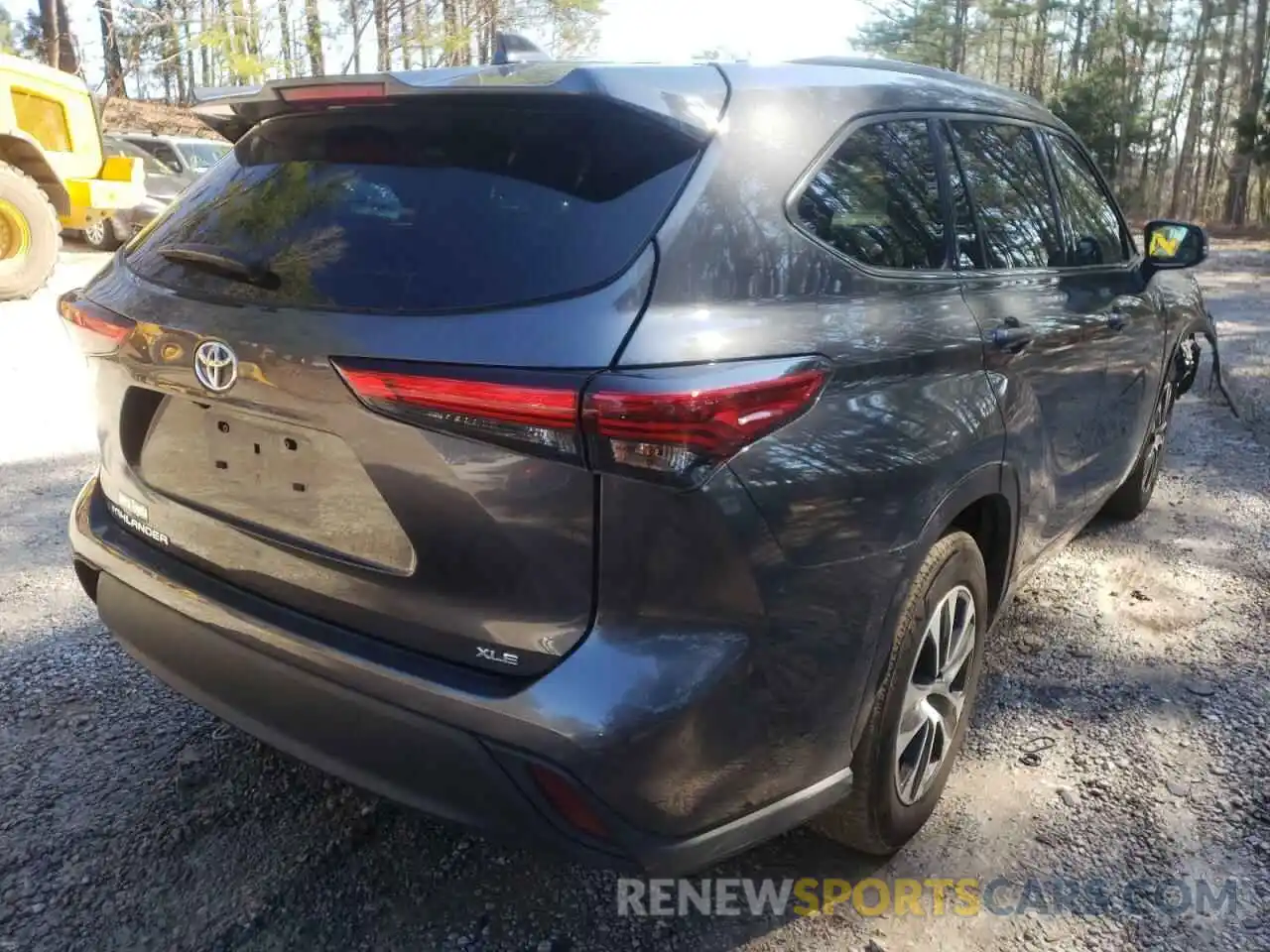 4 Photograph of a damaged car 5TDGZRAH1LS030400 TOYOTA HIGHLANDER 2020