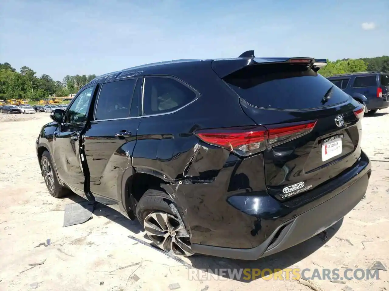 3 Photograph of a damaged car 5TDGZRAH1LS501851 TOYOTA HIGHLANDER 2020