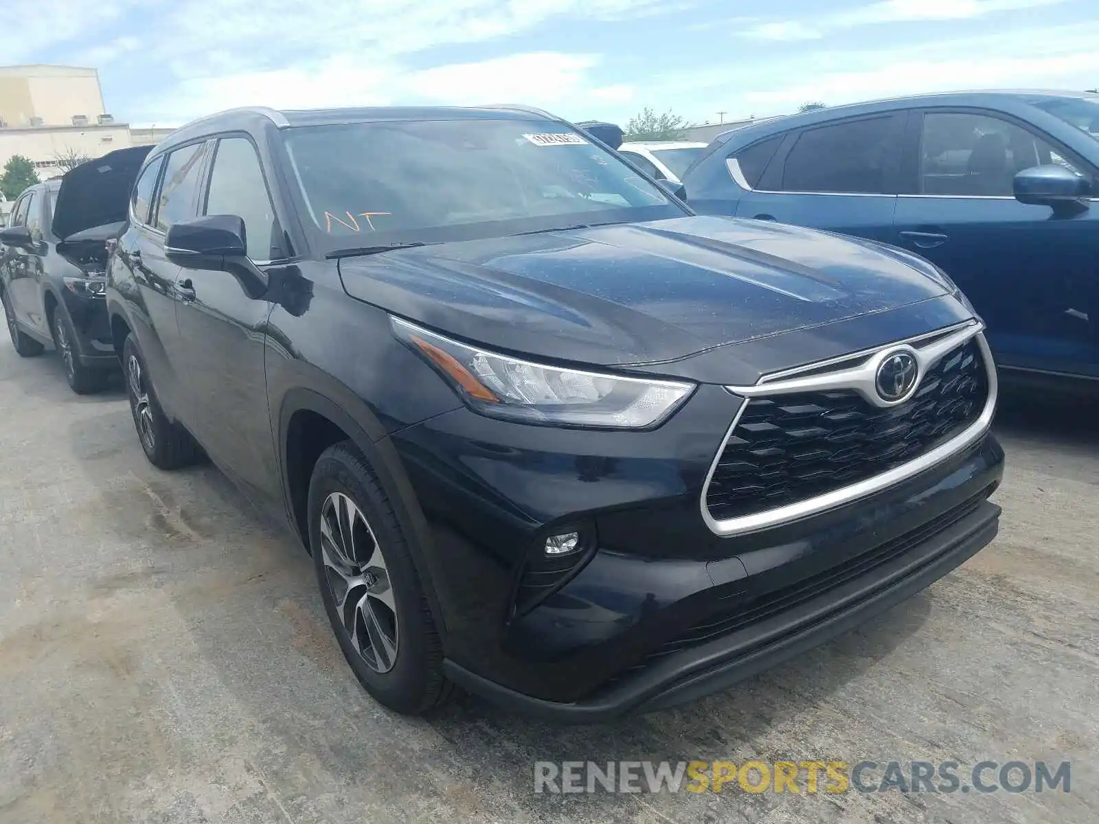 1 Photograph of a damaged car 5TDGZRAH1LS501865 TOYOTA HIGHLANDER 2020