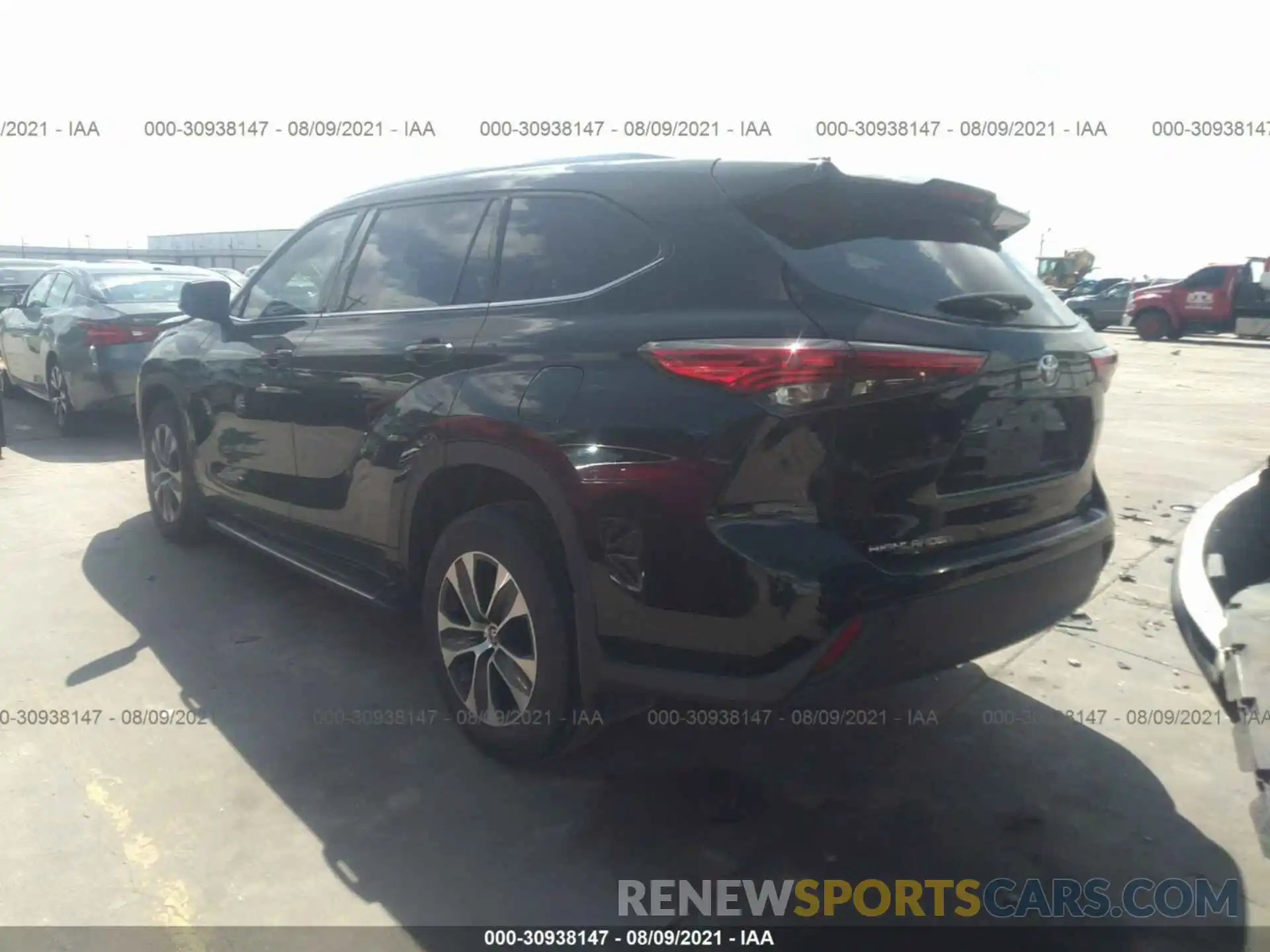 3 Photograph of a damaged car 5TDGZRAH1LS502482 TOYOTA HIGHLANDER 2020