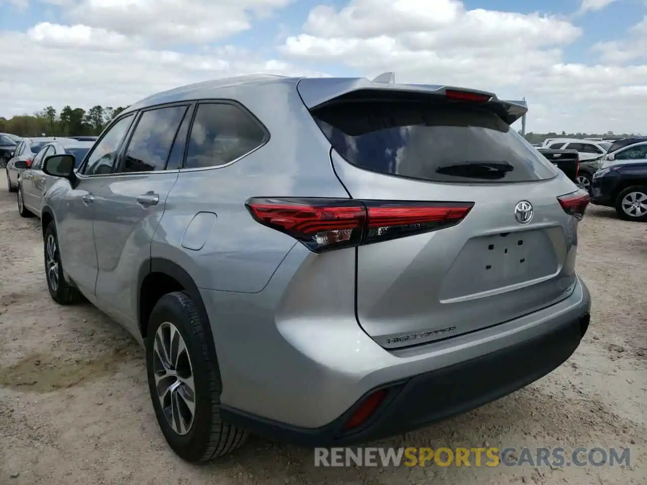 3 Photograph of a damaged car 5TDGZRAH1LS502949 TOYOTA HIGHLANDER 2020