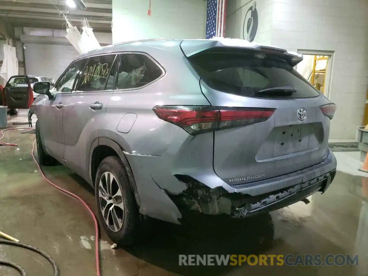 3 Photograph of a damaged car 5TDGZRAH2LS006025 TOYOTA HIGHLANDER 2020