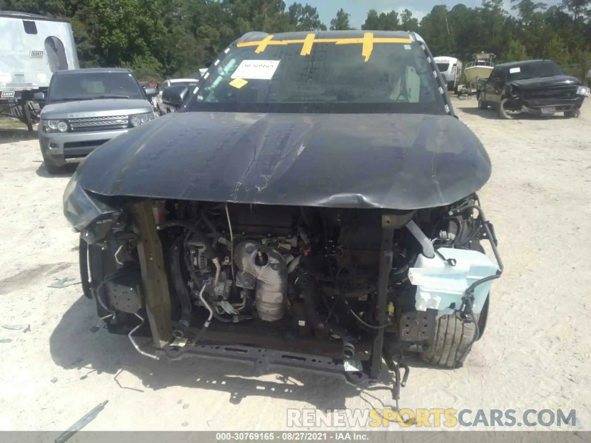 6 Photograph of a damaged car 5TDGZRAH2LS017056 TOYOTA HIGHLANDER 2020