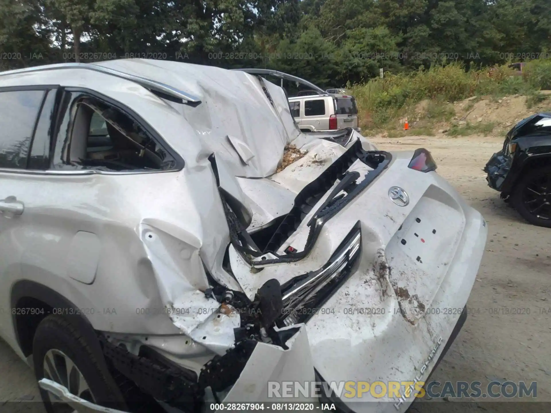 6 Photograph of a damaged car 5TDGZRAH2LS504760 TOYOTA HIGHLANDER 2020