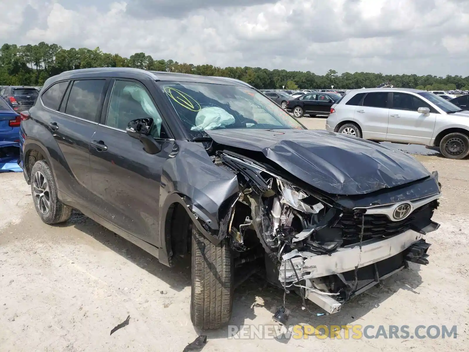 1 Photograph of a damaged car 5TDGZRAH2LS505598 TOYOTA HIGHLANDER 2020