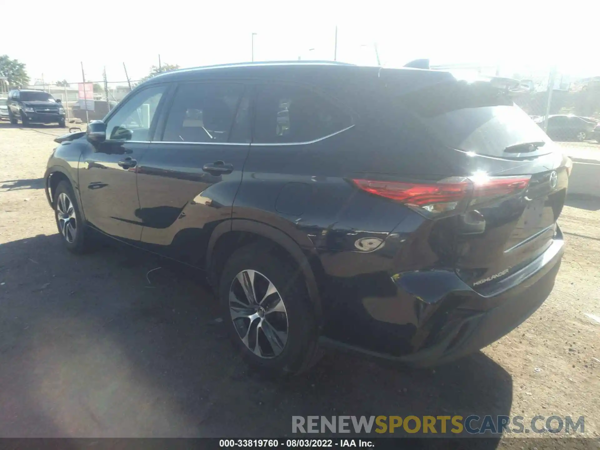 3 Photograph of a damaged car 5TDGZRAH2LS506136 TOYOTA HIGHLANDER 2020