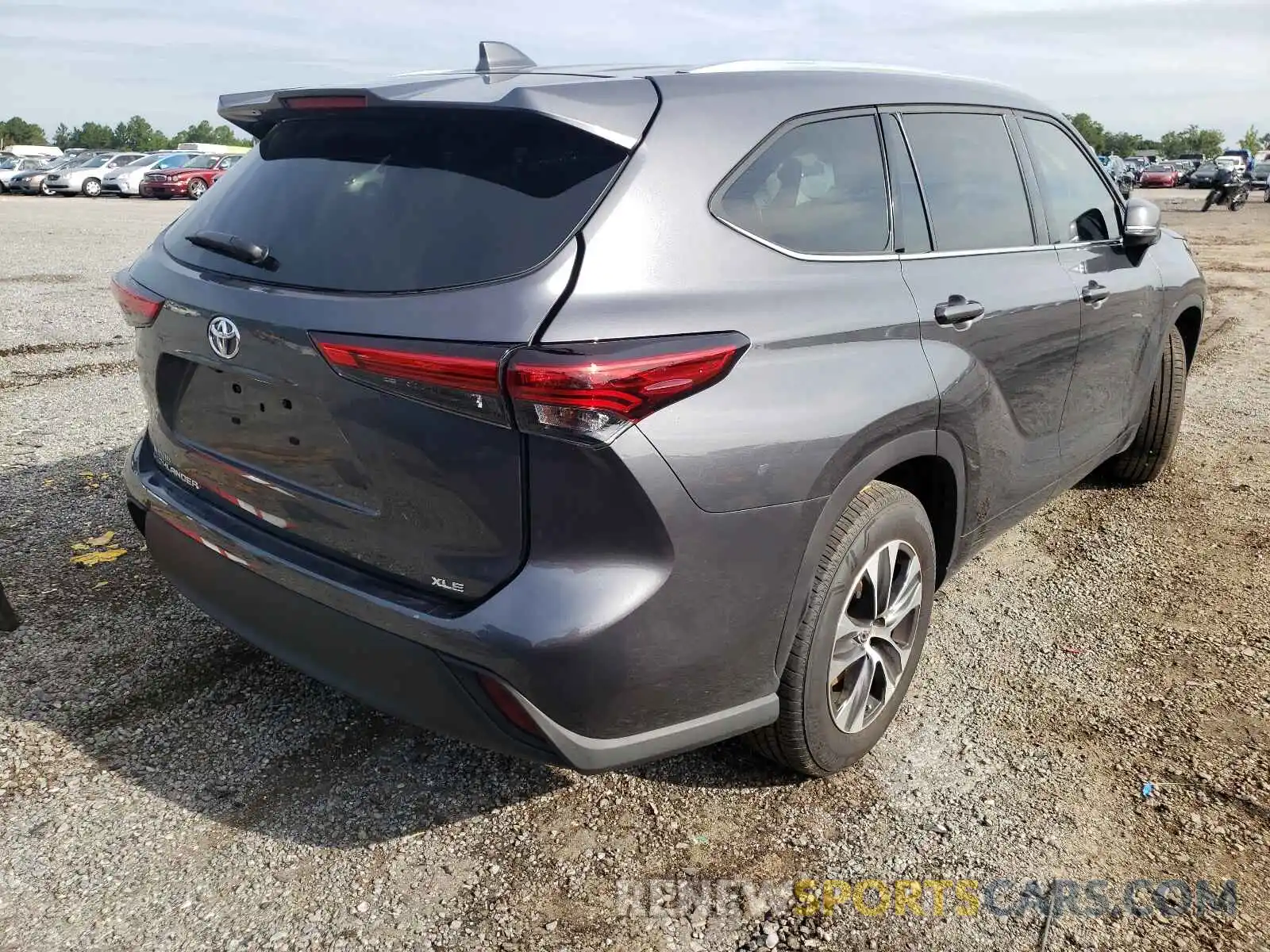 4 Photograph of a damaged car 5TDGZRAH2LS510381 TOYOTA HIGHLANDER 2020